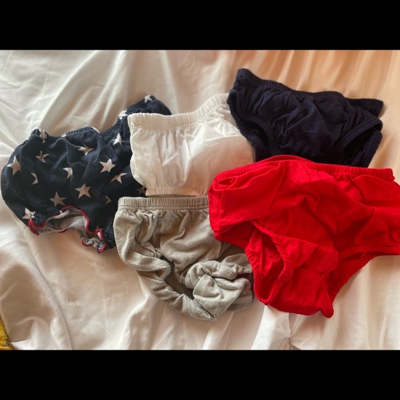 Set of 5 Baby Girl Bloomers, 3-9 months. - Picture 2 of 2